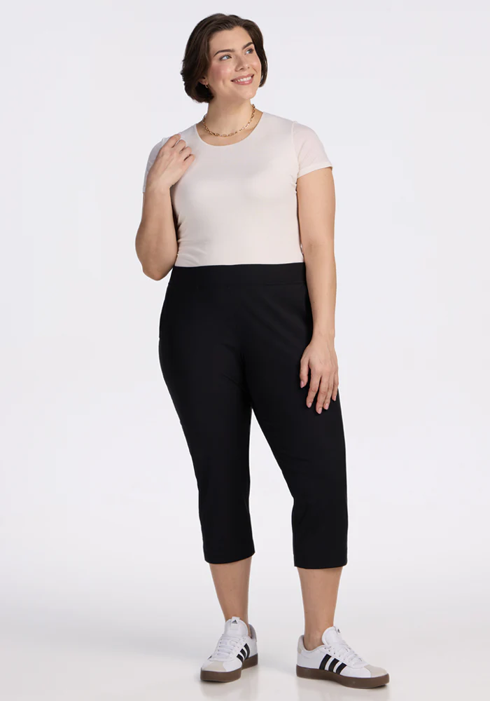 Nicole Crop Pants - Black - Image 10